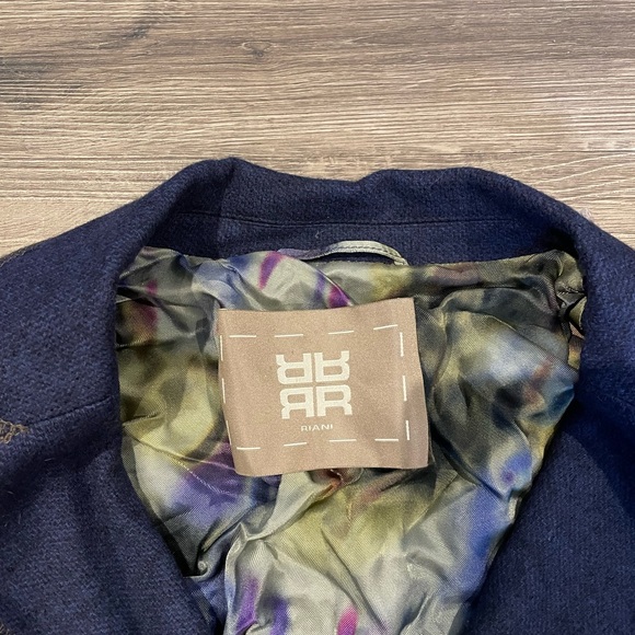 All clothes are from my aunt. I don’t have any info on the original price. - Picture 1 of 4